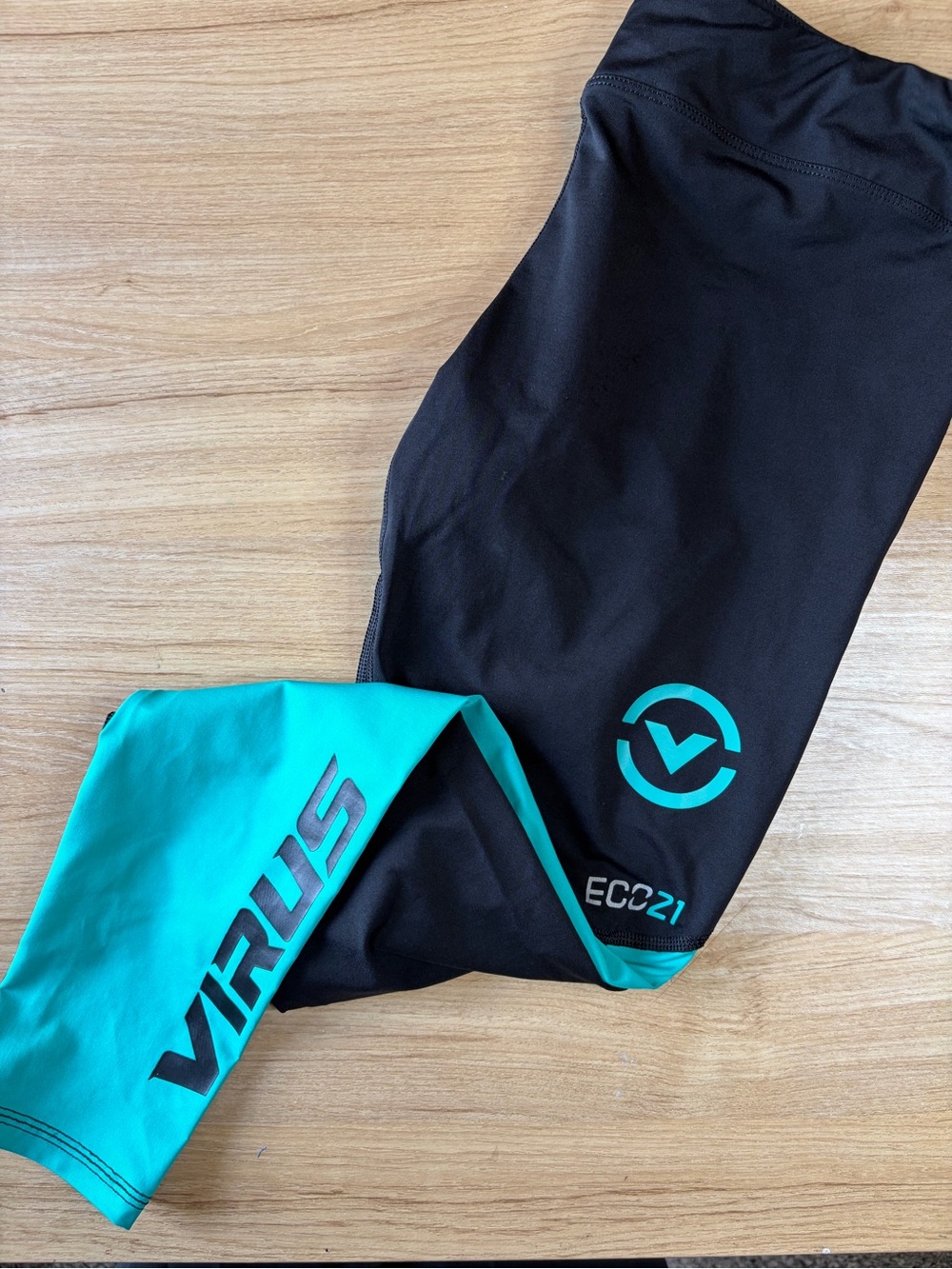 VIRUS Action Sport Performance ECO21 Compression Tights Leggings Black Teal XL